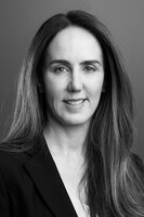 Marianne Budnik Headshot