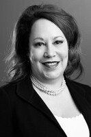 Kristi Ann Matus Headshot